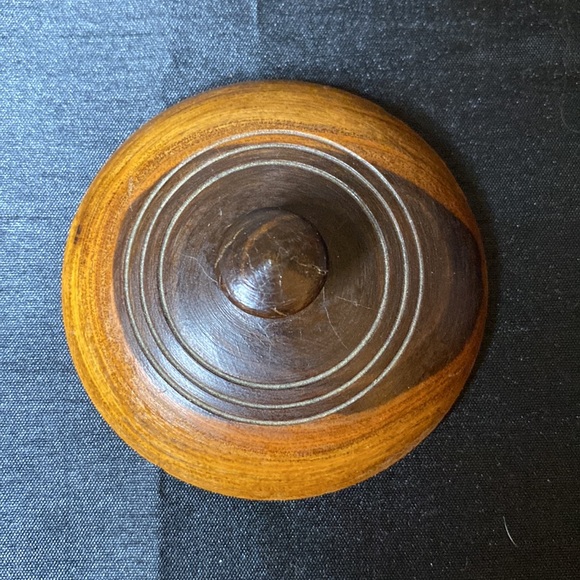 Vintage Hand Turned Wooden Container - Picture 5 of 11